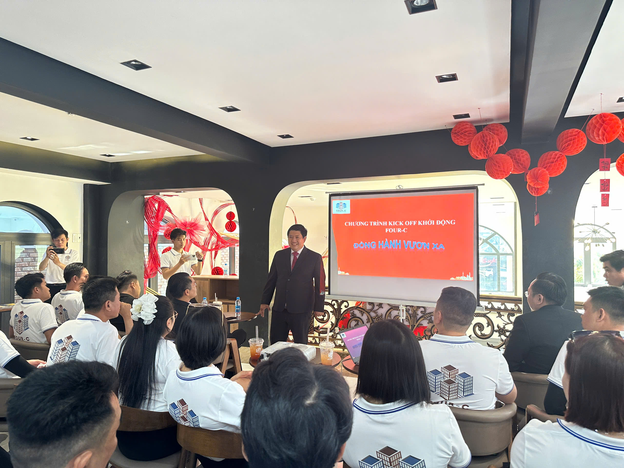 Họp chiến lược